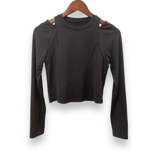 All In Motion Womens XS Cropped Long Sleeve Athletic Workout Gym Top Black NWOT - Picture 2 of 4
